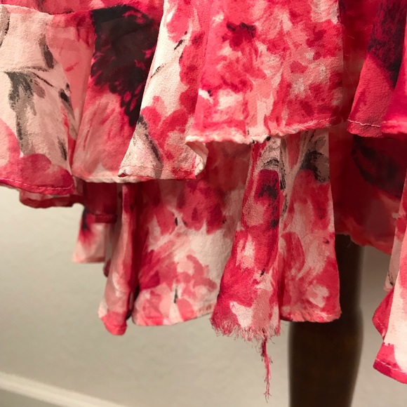 WHBM Silk Floral Tiered Hem Strapless Dress - Picture 4 of 7